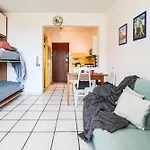 Mono Le Lecce 53 Iris Apartment *