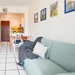 Mono Le Lecce 53 Iris Apartment *