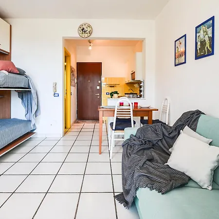 Mono Le Lecce 53 Iris Apartmán *