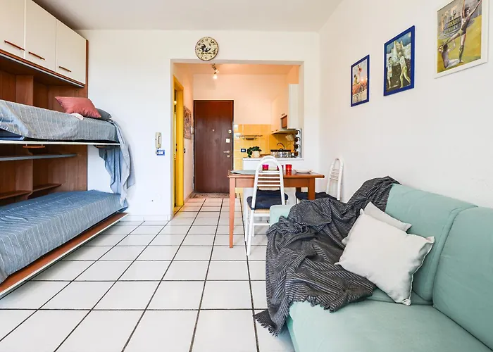 Mono Le Lecce 53 Iris Apartman *